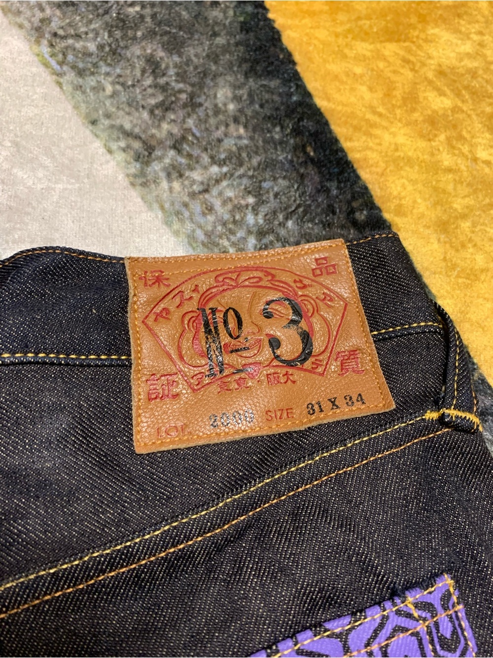 Evisu Pocket Jeans - Picture 5 of 9